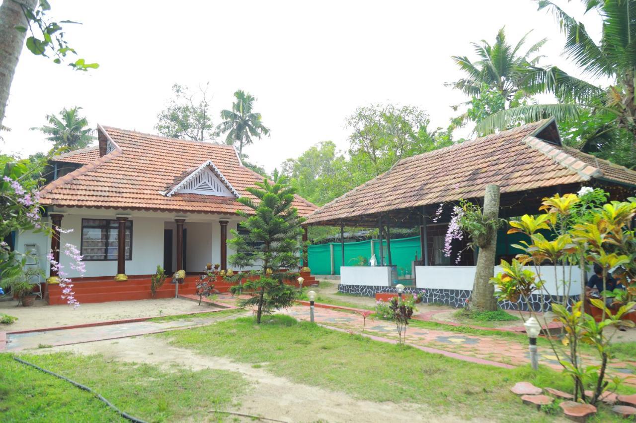 Marari Blessing Beach Front Homestay Mararikulam Exterior foto