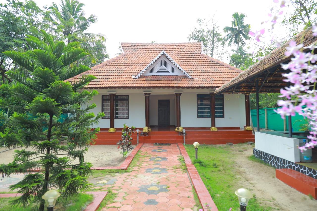 Marari Blessing Beach Front Homestay Mararikulam Exterior foto